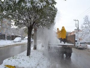 Muş'ta Karla Mücadele Çalışması