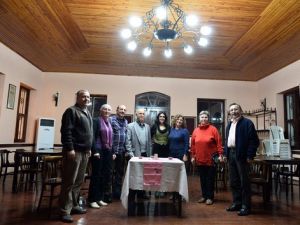 Komşular, Aziz Nesin'in "Şimdiki Çocuklar Harika"sını Sahneleyecek