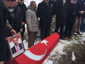 Kamer Genç Toprağa Verildi