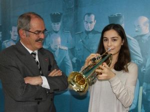 Emanet Trompetle Katıldığı Uluslararası Yarışmada 1. Oldu