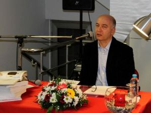 Çankaya'da "Kırmızı Sandalye Öykü Günleri" Başladı