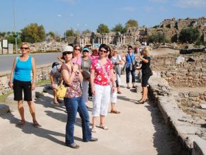 İngiliz Kültür Turlarında Yüzde 50 Azalma Oldu