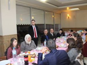 Başkan, Teog'da Dereceye Giren Öğrenciler Bir Araya Geldi