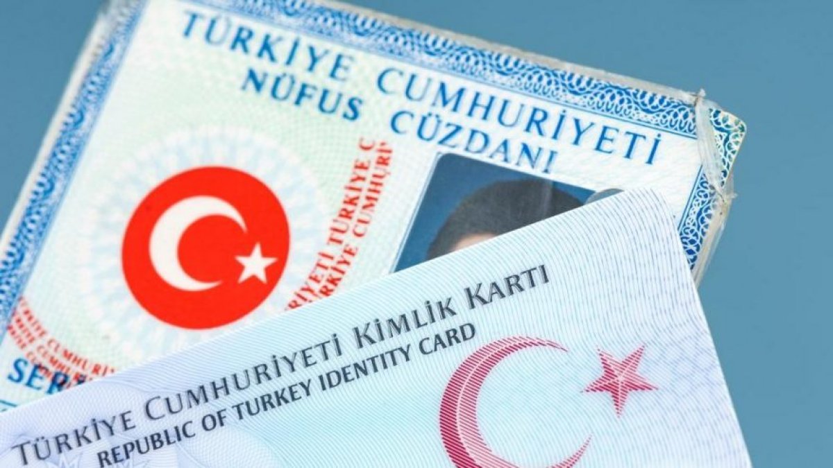 Bakan Soylu resmen duyurdu kimlik kartlarında büyük yenilik yaptırmayanlara son süre