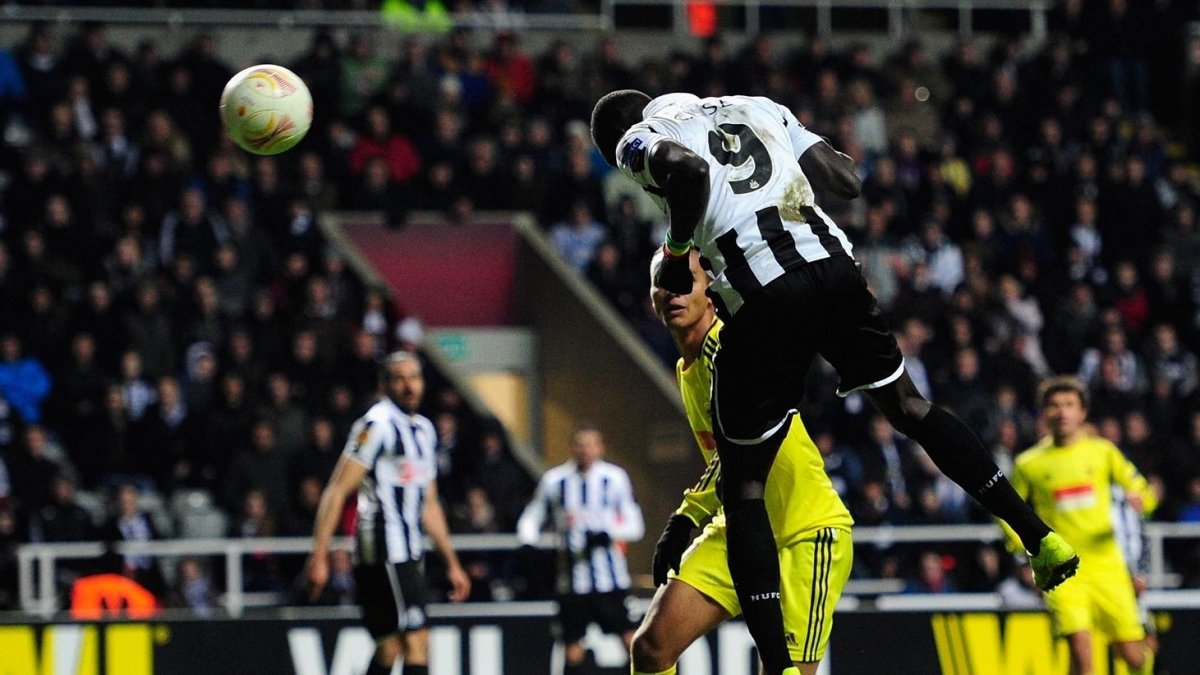 Papiss Cisse: "Fenerbahçe'de olmaktan dolayı mutluyum"