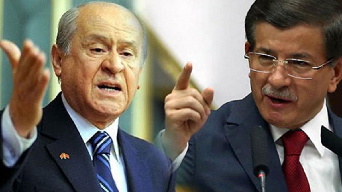 Ahmet Davutoğlu yine Devlet Bahçeli'yi hedef aldı ve erken seçimi ilan etti