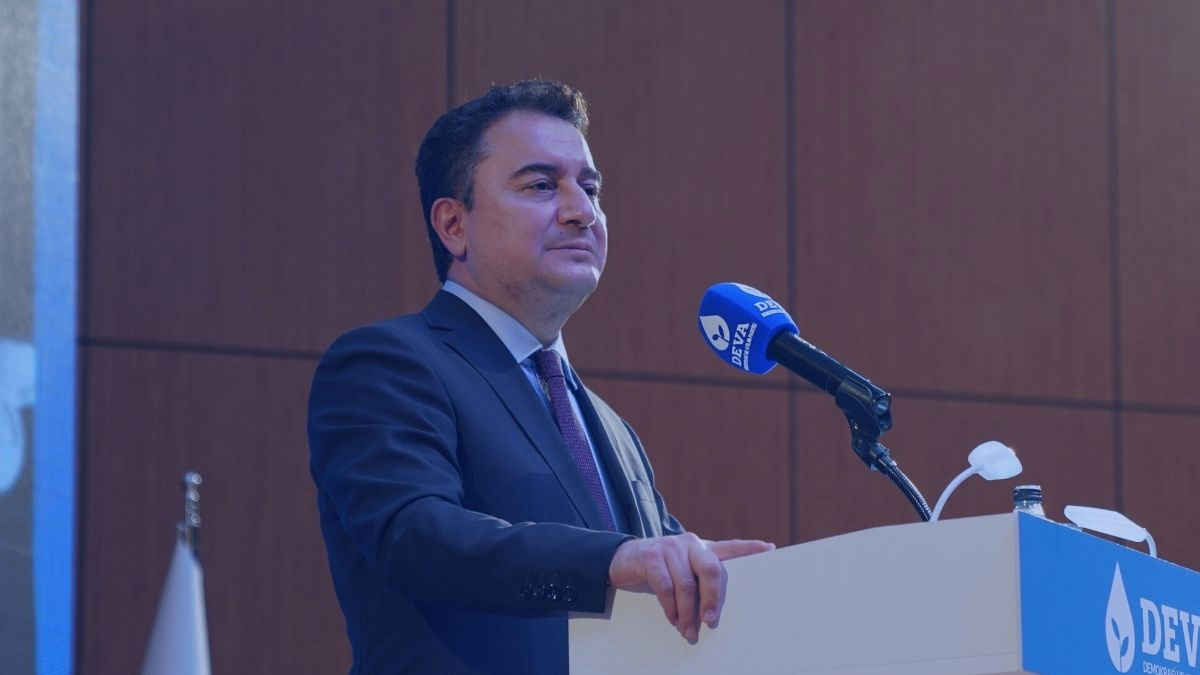 Babacan'dan sitem: "İktidara serbest bize yasak"