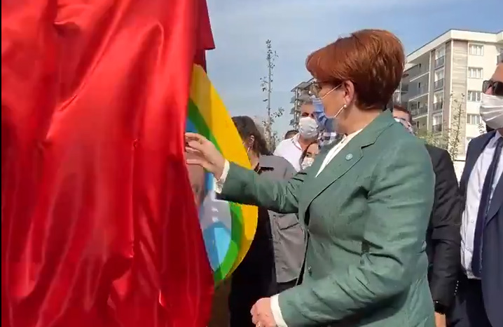 İYİ Parti lideri Meral Akşener'i ağlattılar