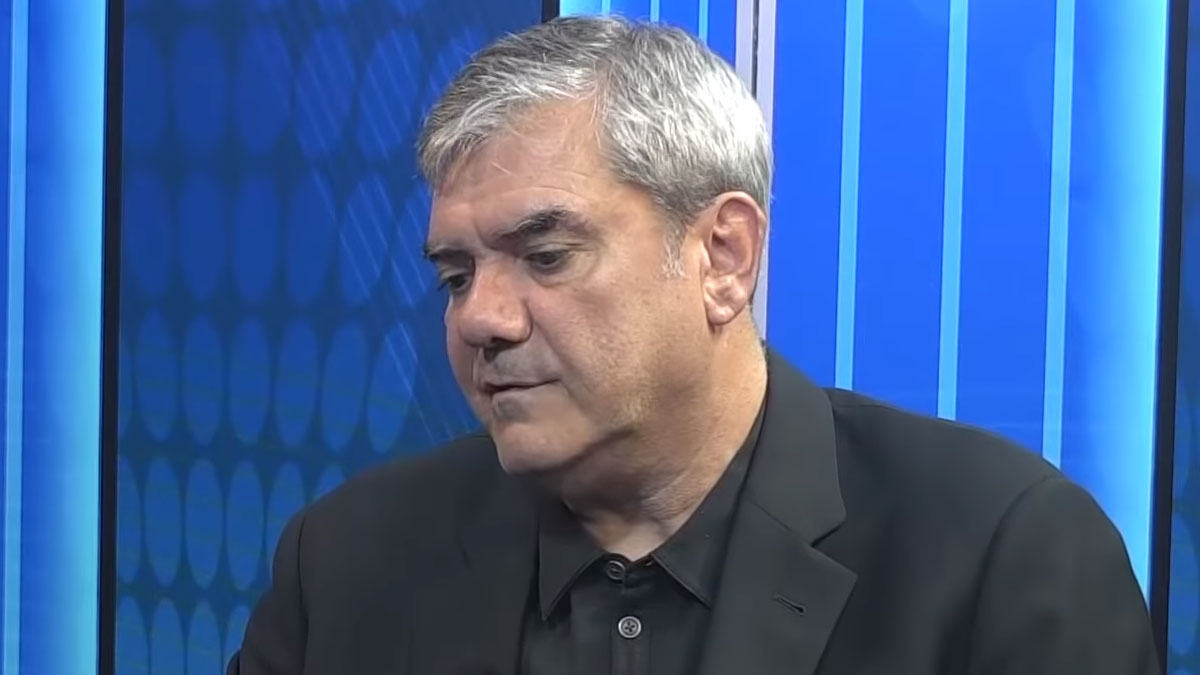 Yılmaz Özdil yandaşlara fena ayar çekti. Utanmasalar Trump duasına çıkacaklar