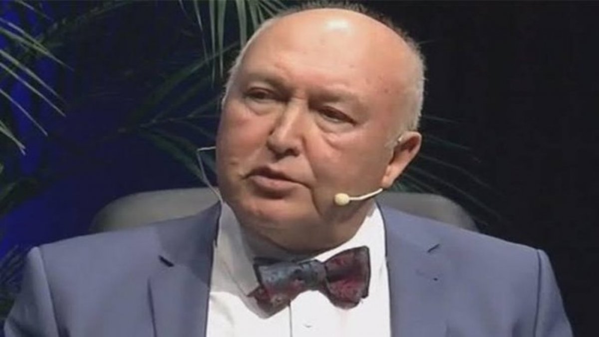 Ahmet Ercan depremde yıkılacak iki ilçeyi açıkladı