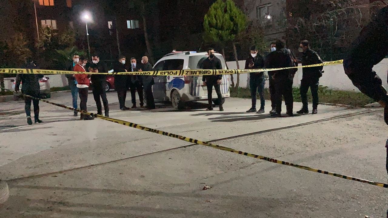 İstanbul Arnavutköy'de silah sesleri yükseldi. Pompalı saldırıda 2 yaralı