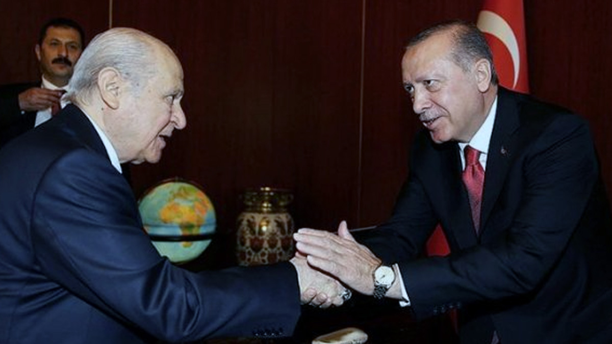AK Parti ile MHP arasında çatlak mı var? Son açıklamalar nelere gebe!
