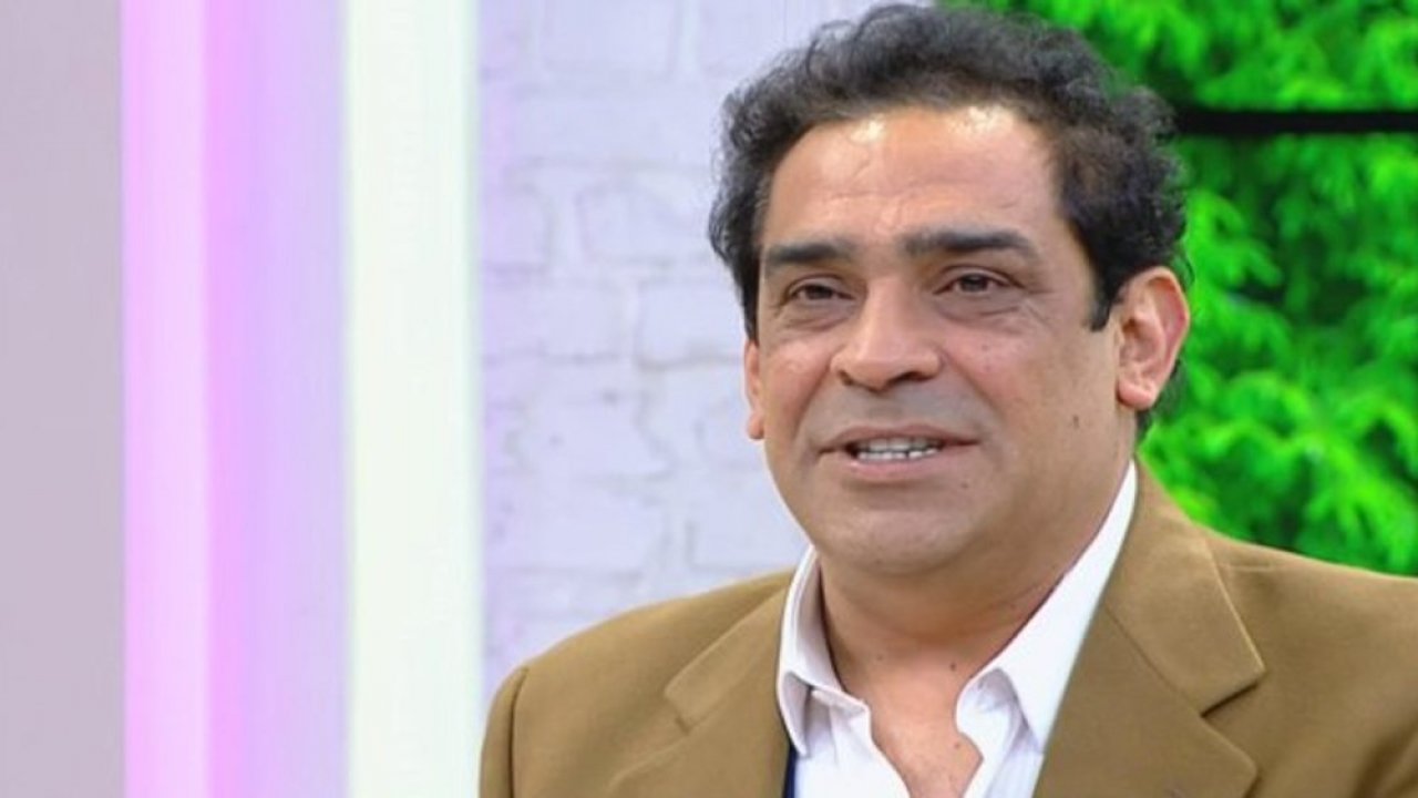 Koronavirüs bir ünlüyü daha yakaladı. Ünlü Şarkıcı Ege'den kötü haber