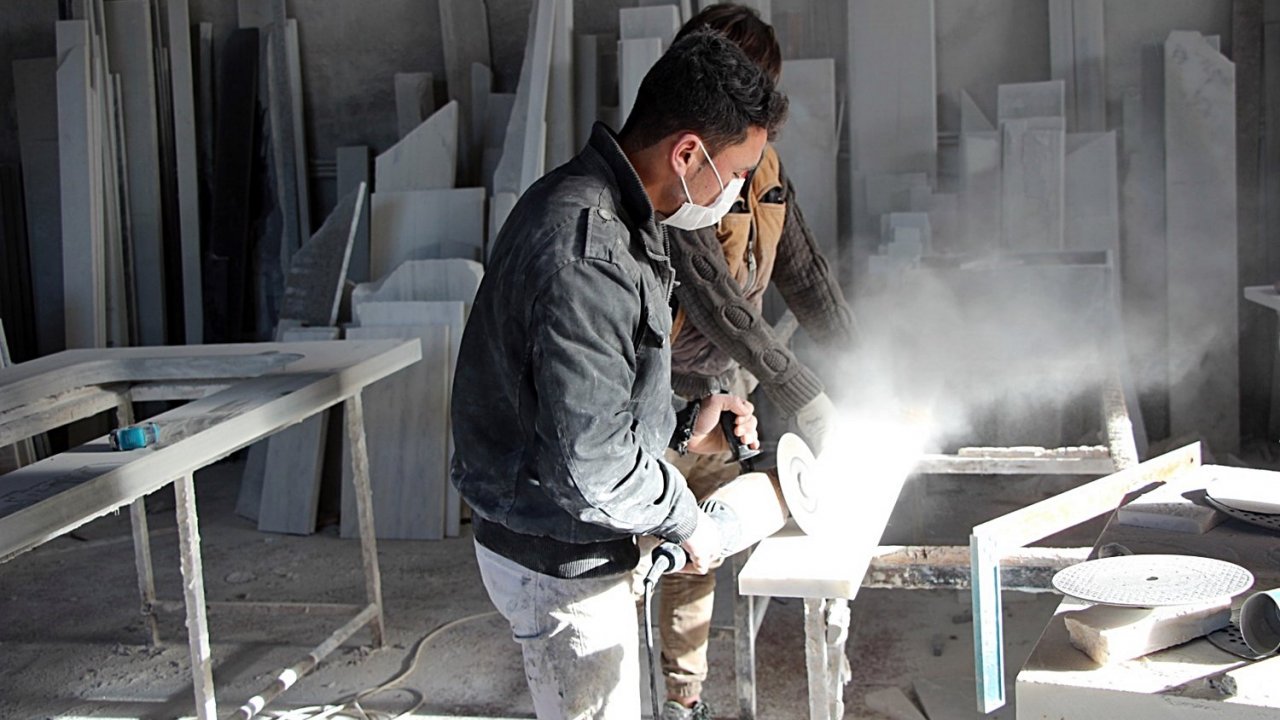 Mermer mezar ustasından vatandaşlara uyarı