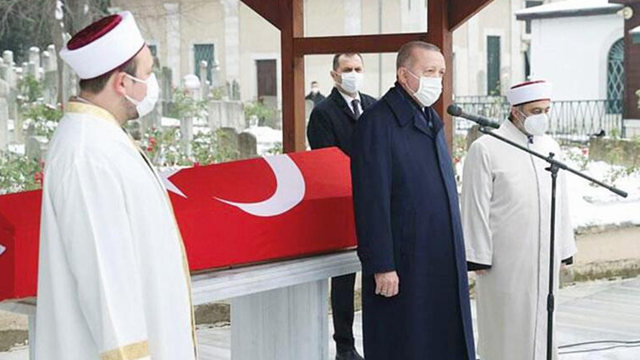 Ahmet Hakan, sahipsiz kalan o ünlü cenazenin hikayesini anlattı