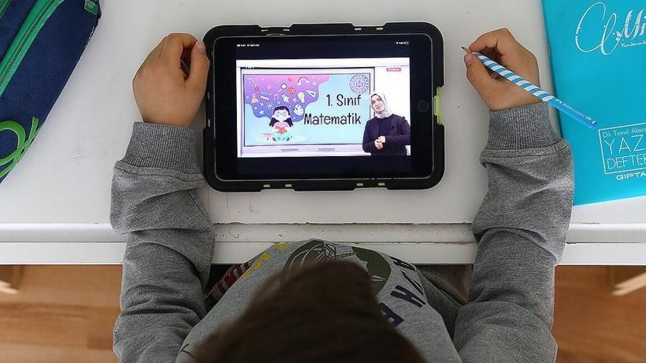 Veli ve öğrencilere uyarı; bedava tablet alacağız diye dolandırılmayın