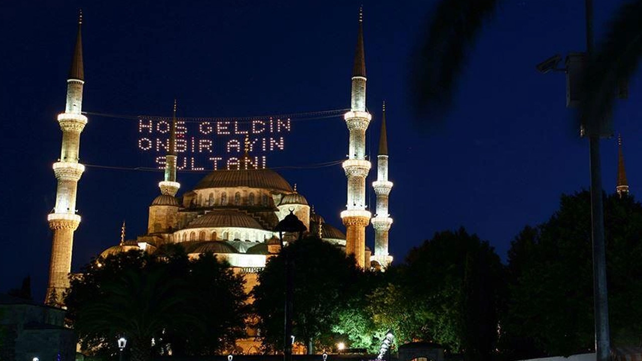 Orucu neler bozar deyip sıraladı, rüşvet, torpil, haksızlık orucu bozar mı hocam?