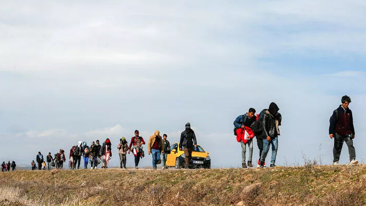 Göçmen sorunu Türkiye'nin öncelikli sorunları arasında yer almaya devam edecek