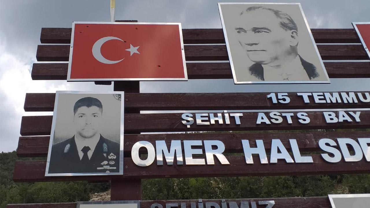 Türk Bayrağı’na büyük saygısızlık. 5 el ateş ettiler!