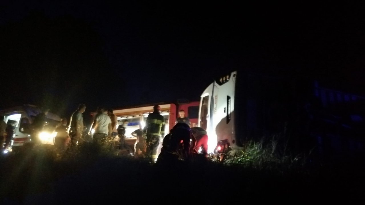 Manisa'daki şerit ihlali yapan otomobilin neden olduğu kazada korkunç bilanço