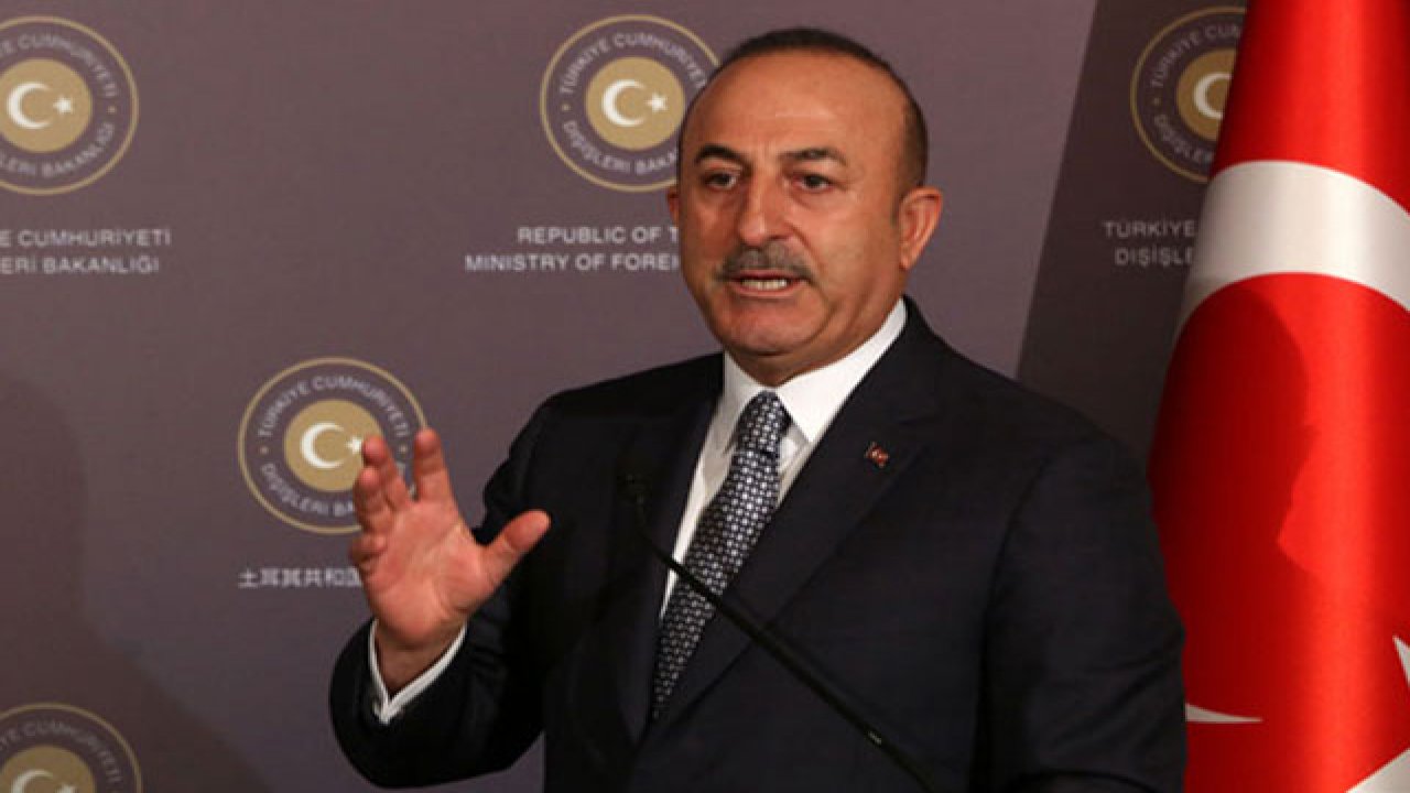 Mevlüt Çavuşoğlu, Afgan sığınmacıları Türkiye'ye yollamak isteyenlere gereken cevabı verdi!