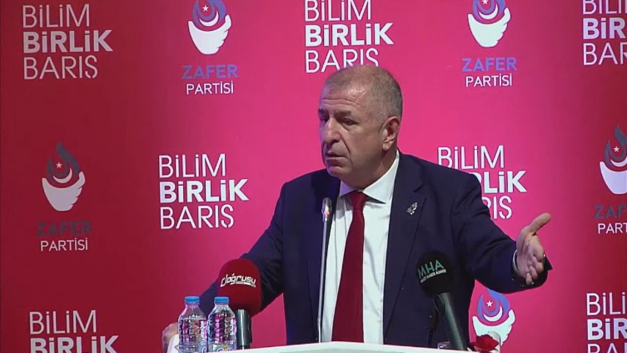 Ümit Özdağ'dan 30 Ağustos mesajı: "Hoşlanmayan cübbeli kafirdir"