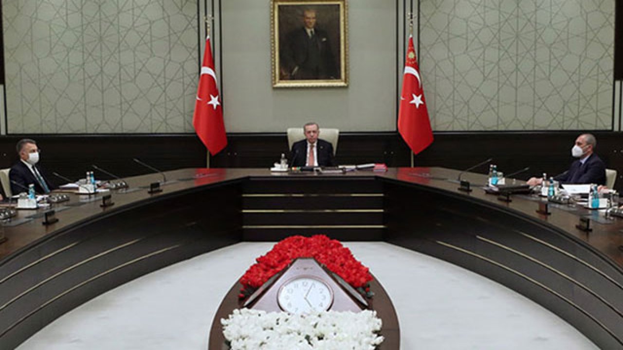 Erdoğan'ın defterini açıkladı! AK Partililer ve Bakanlar AFAD'a kaç milyon lira bağışladı?