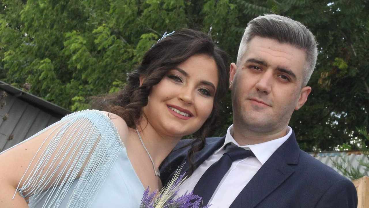 Bebeği zarar görmesin diye aşı olmayan genç kadın doğumdan 18 gün sonra koronavirüsten öldü