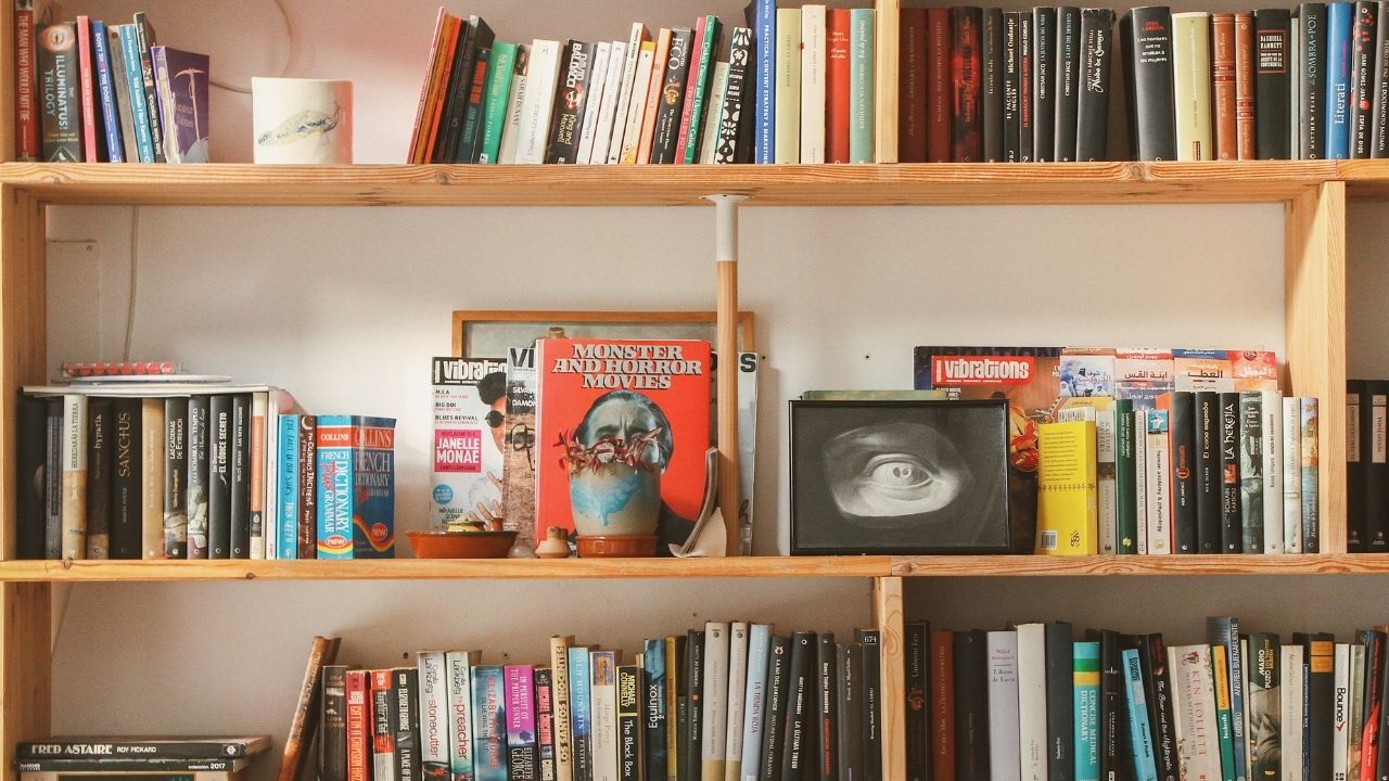 Seyahat sırasında, 1-2 saatte okuyabileceğiniz 100 sayfadan kısa 10 muhteşem kitap!