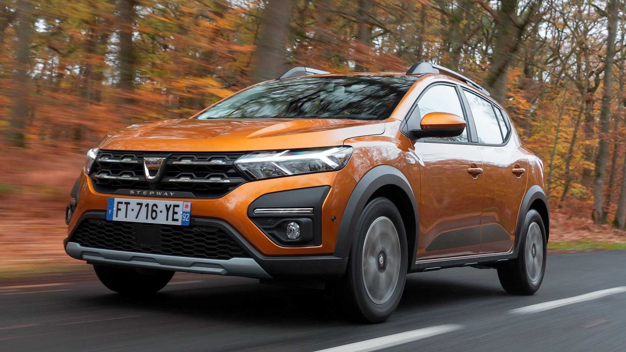 Dacia ay sonunu bekleyemedi! Bir gecede Dacia modellerine binlerce lira zam geldi