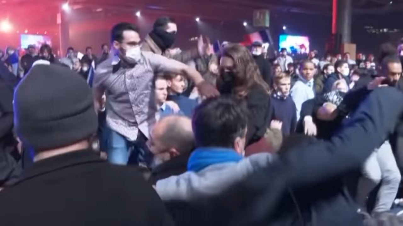 Bunlar da Fransa'nın vandalları!