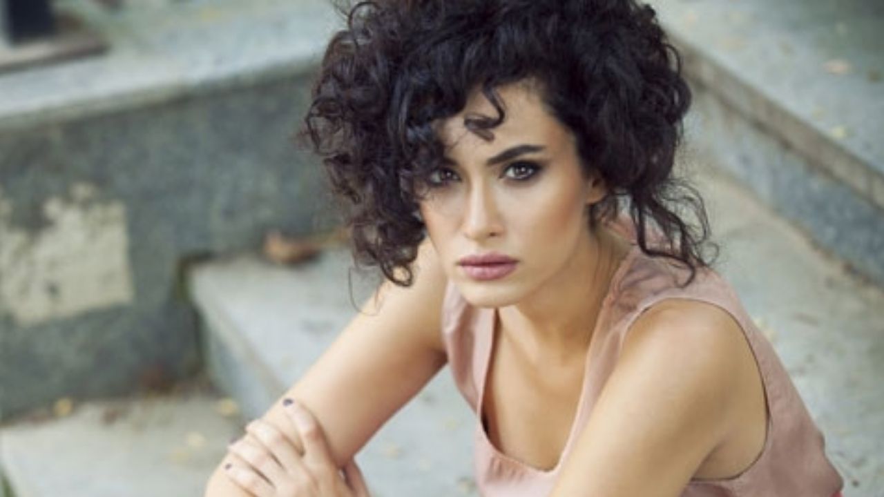 Annemizi Saklarken'in Handan'ı Hande Doğandemir kimdir?