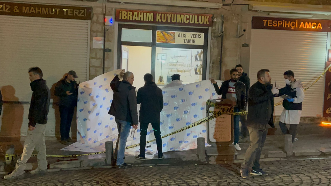 Mardin’de kar maskeli soyguncular kuyumcuyu öldürüp kaçtı