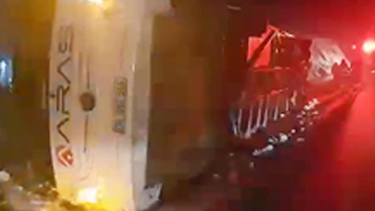 Kars’ta otobüs devrildi, 4 ölü, 10 yaralı