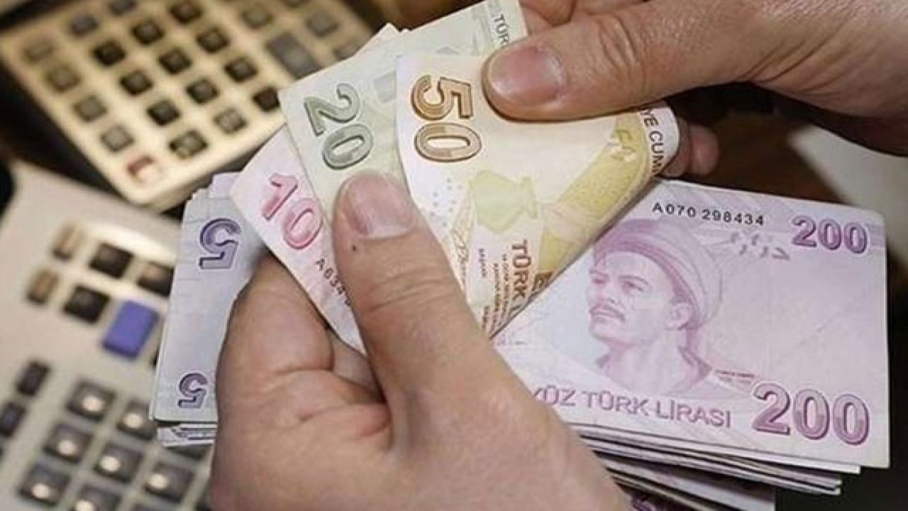 YÖK'ten öğrenci burslarına zam
