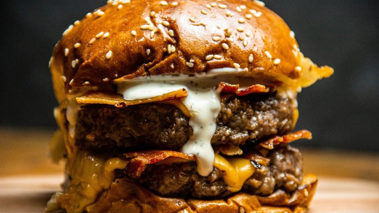 Türkiye'de de şubesi var! O fast food devinde mide bulandıran skandal