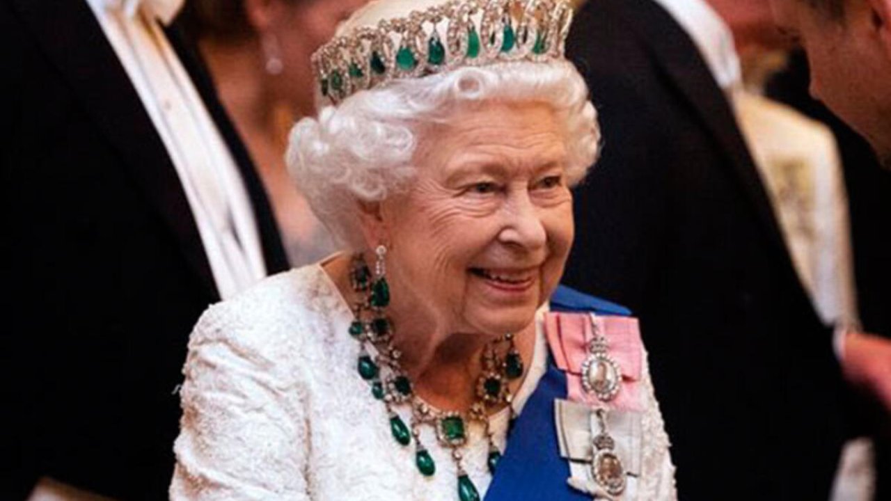 İngiltere Kraliçesi 2. Elizabeth hayatını kaybetti