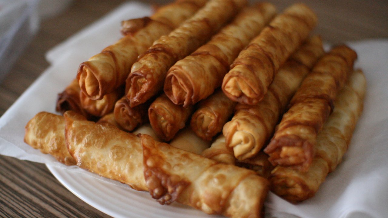 Buzlukta börek nasıl saklanır? Buzlukta börek ne kadar dayanır?