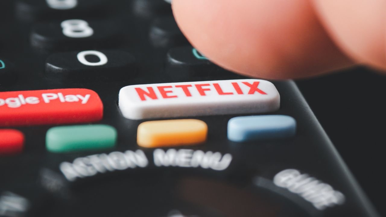 Netflix'te herkes bu 5 diziyi izliyor! Listede iki Türk yapımı var