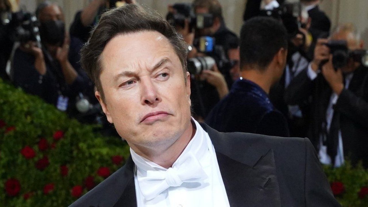 Eski NASA çalışanından dikkat çeken Elon Musk açıklaması: Dünya, Mars'ın kaderini yaşayabilir