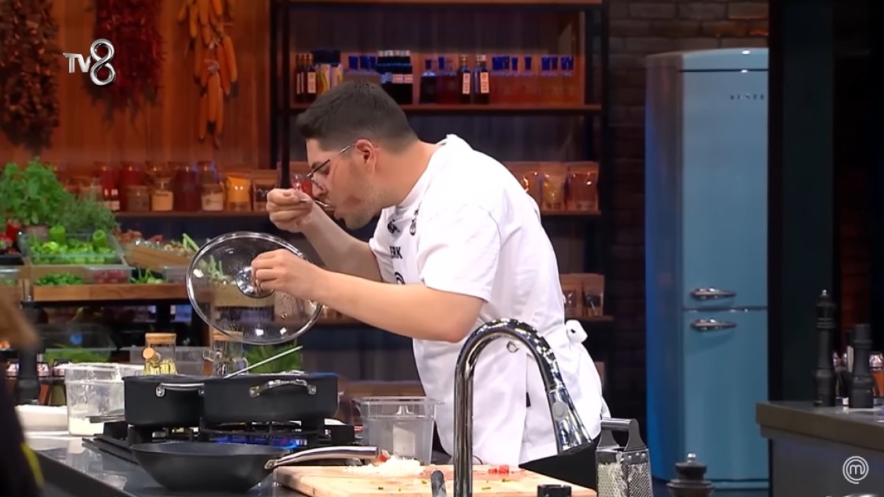 MasterChef Türkiye'de Mehmet Şef o hatayı görmezden gelmedi!