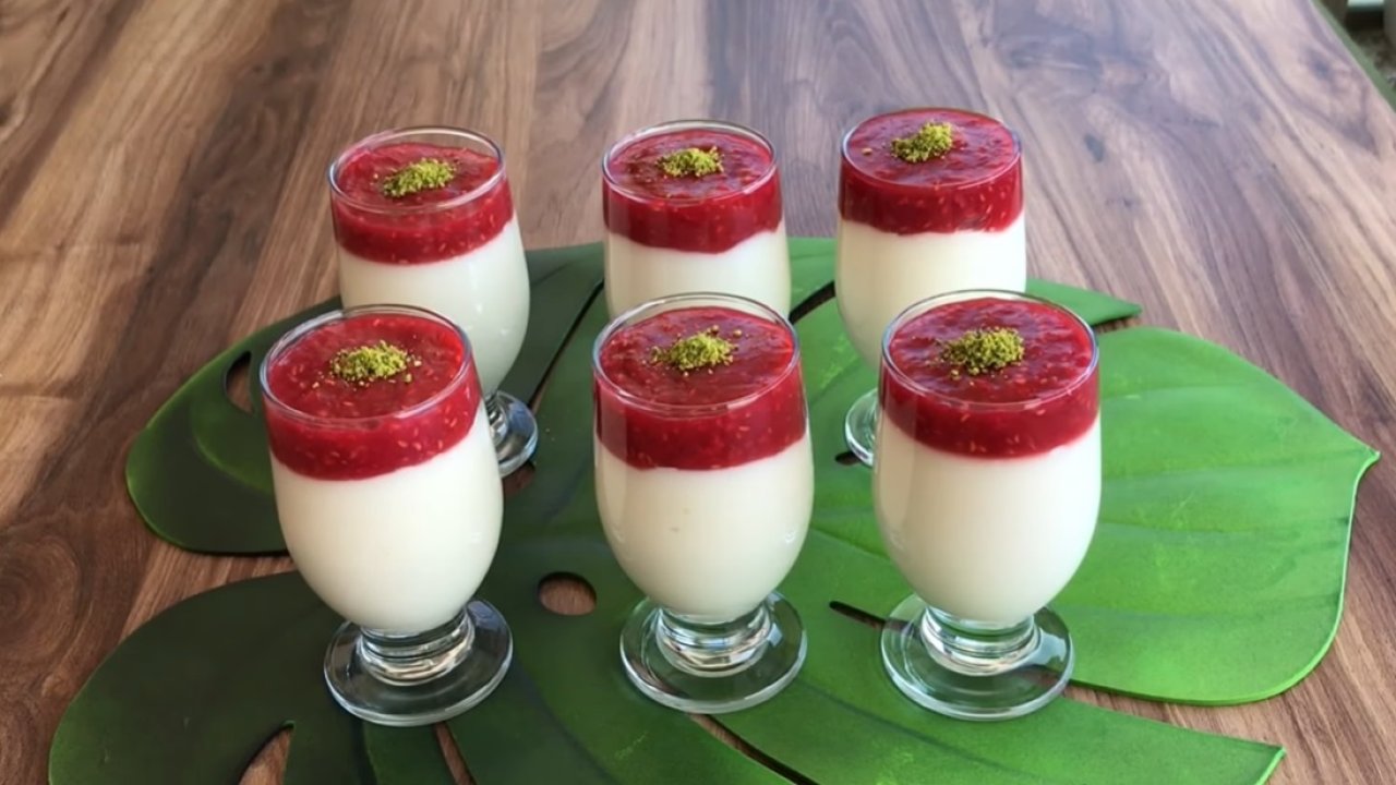 Yaz aylarında çok iyi gelecek! En lezzetli panna cotta tarifi