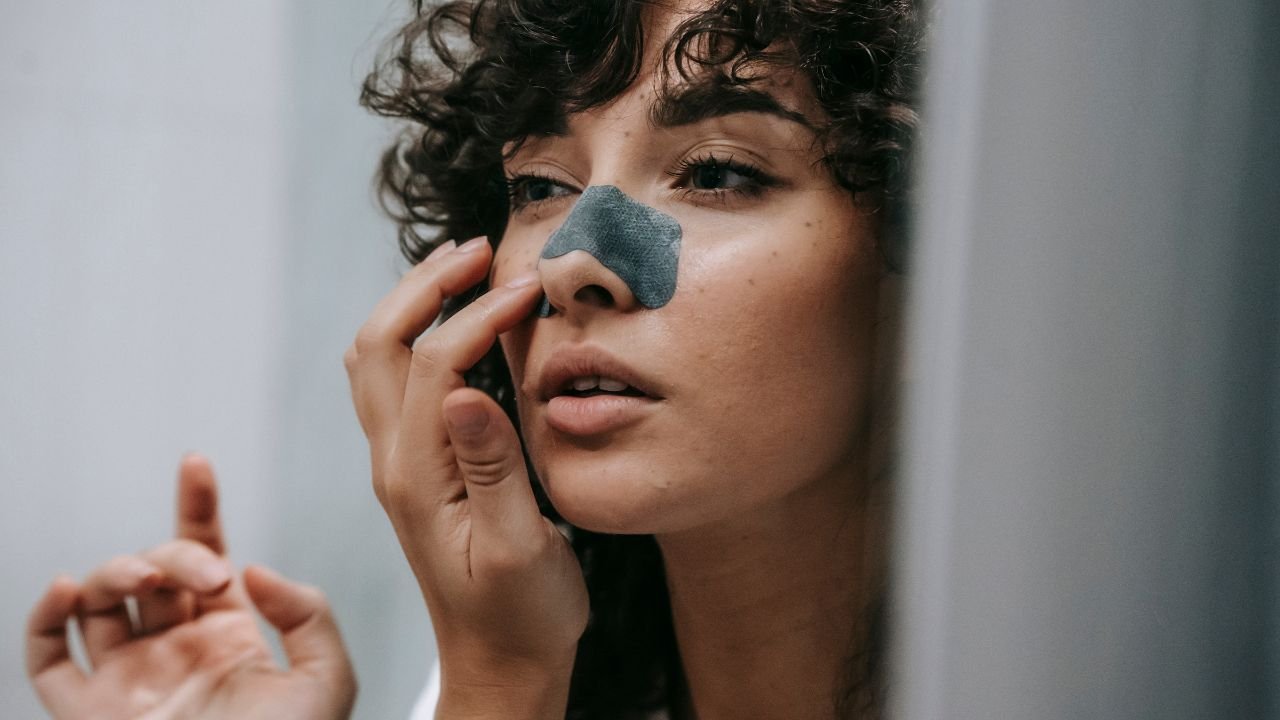 Siyah nokta maskesi arayanlar dikkat! Bu ev yapımı 4 maske artık tüm sorunları yok edecek