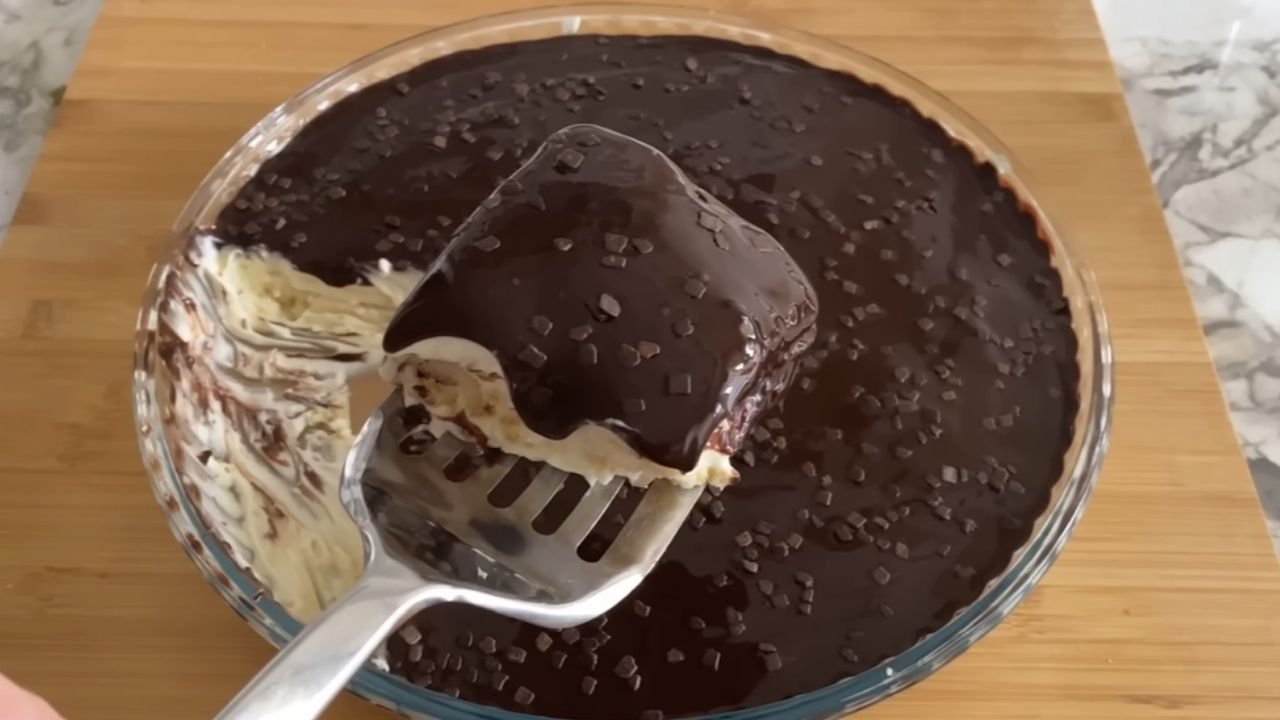 Orijinalini aratmıyor! Yiyene tarif sorduracak yalancı profiterol tarifi