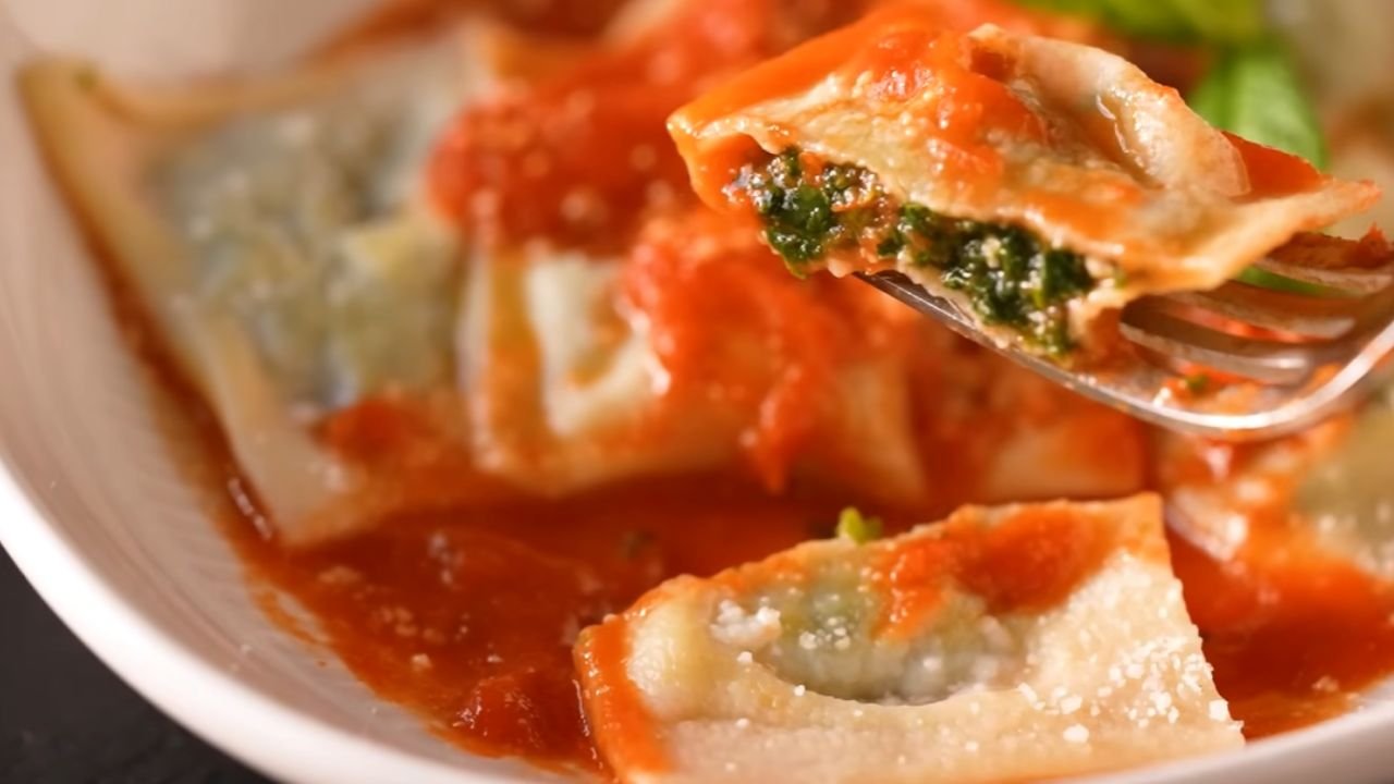 Ev yapımı lezzetiyle iddialı ravioli tarifi