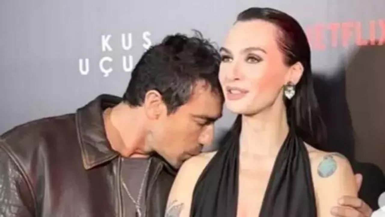 İbrahim Çelikkol, Birce Akalay'ın omzundan öptü