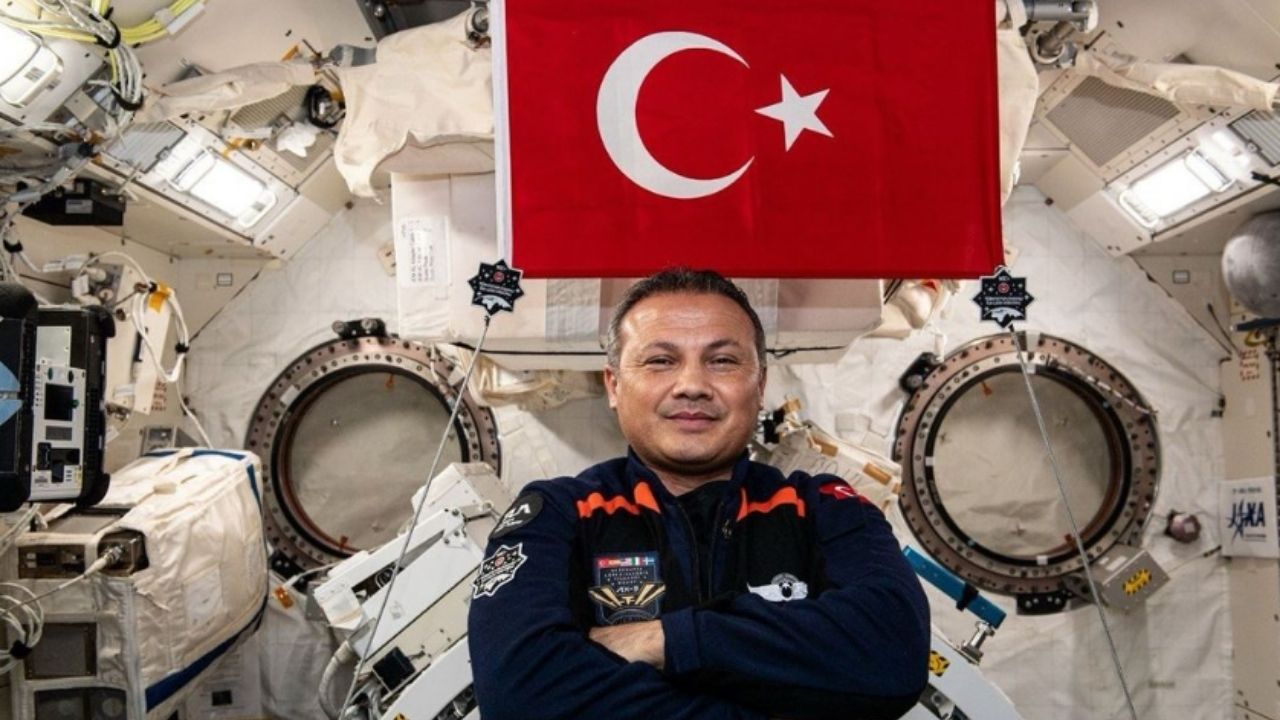 Tarih belli odu! İlk Türk Astronot Alper Gezeravcı Dünya'ya ne zaman dönecek?