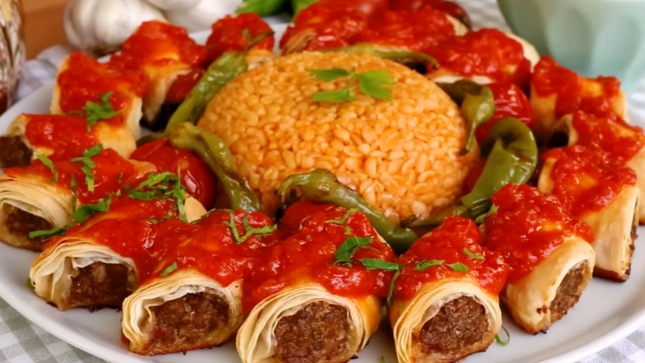 Dikkat bu tarif parmak yedirtiyor! Asla restoranlardakini aratmıyor