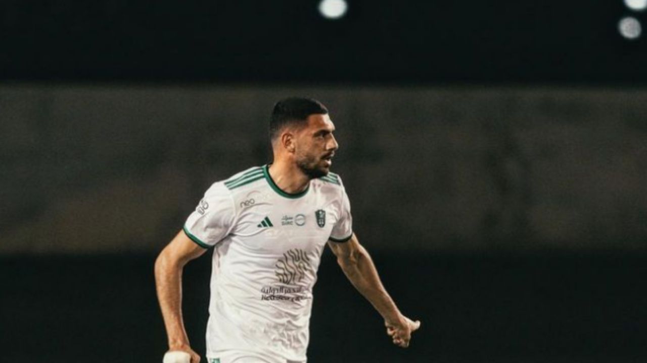 Fenerbahçe'den Merih Demiral hamlesi!