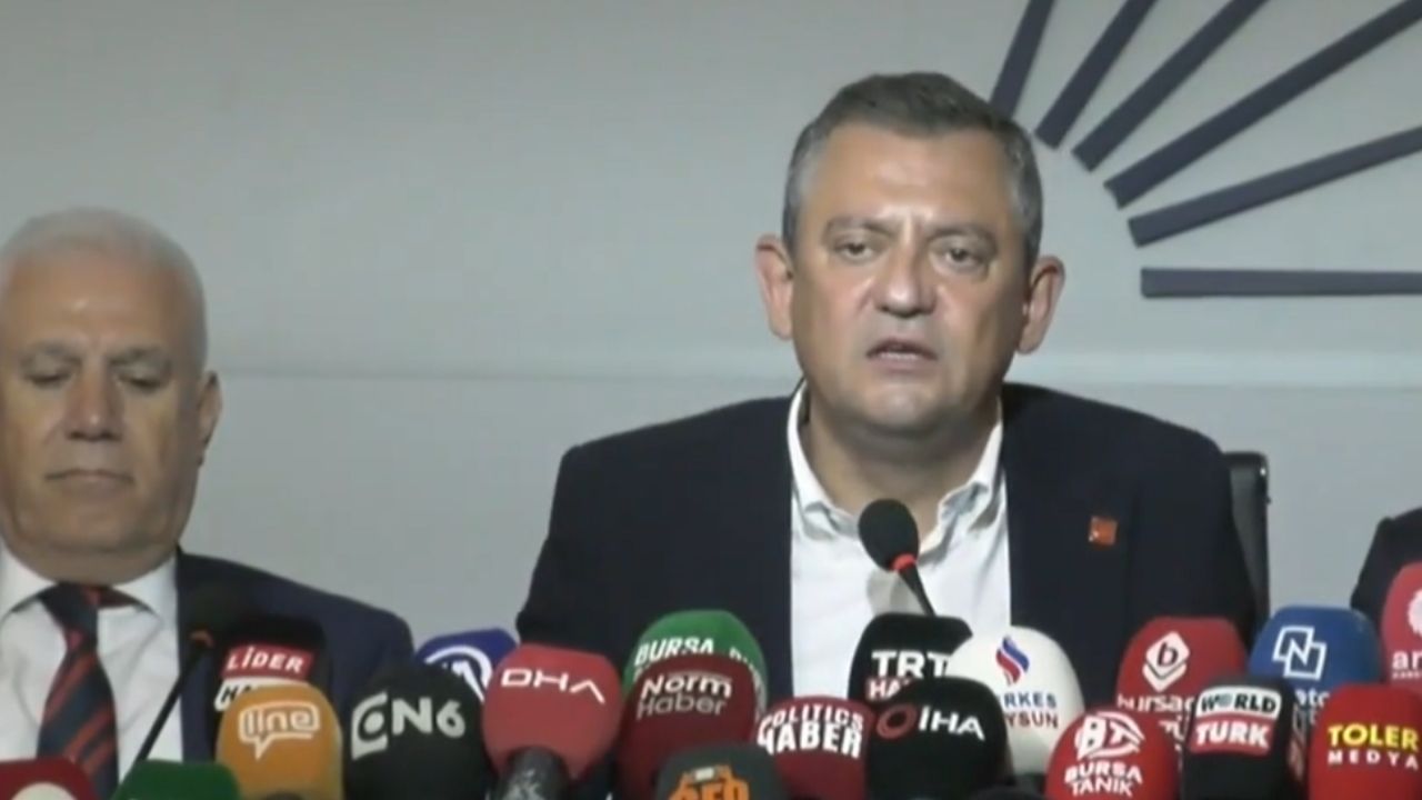 Özgür Özel son anket sonuçlarını açıkladı! Çarpıcı detayı gözler önüne serdi